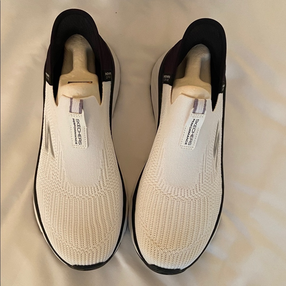 Skechers Max Cushioning Elite Smooth Transition Slip-Ons - Picture 6 of 7